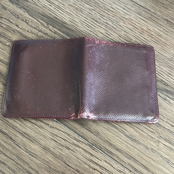 Louis Vuitton Slim Purple Taiga Billfold - Picture 9 of 14
